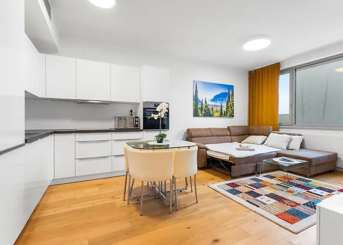 Apartman Skypark, Luxusny S Parkovanim Vo Vyske